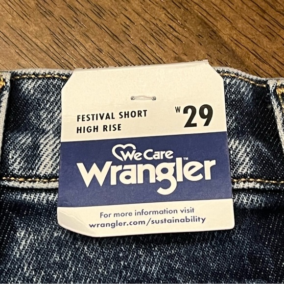 NWT Wrangler High Rise Festival Short Size 29 Women’s Blue Jean Denim - Picture 8 of 9